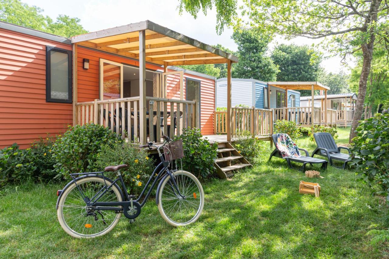 Camping De L'Orangerie De Lanniron カンペール エクステリア 写真