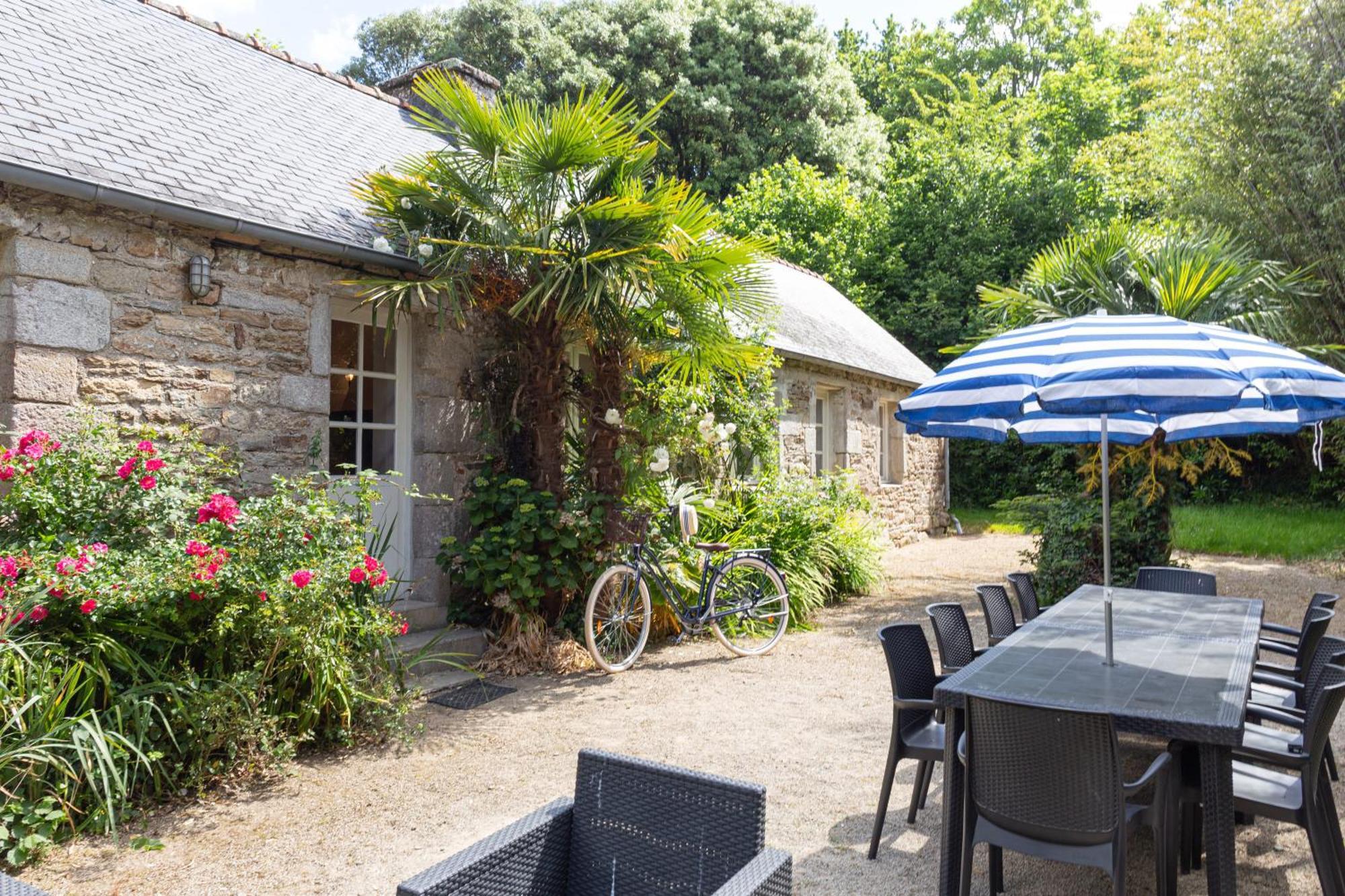 Camping De L'Orangerie De Lanniron カンペール エクステリア 写真